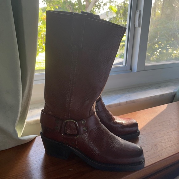 used frye harness boots